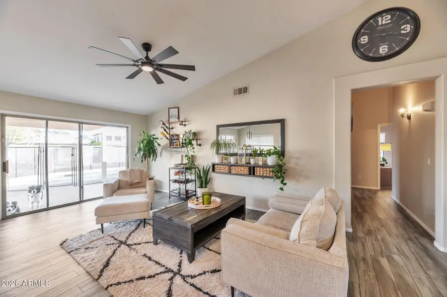 1612 E Laurel Avenue, Gilbert, AZ 85234 - #3