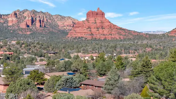 10 Broken Lance Circle, Sedona, AZ 86351