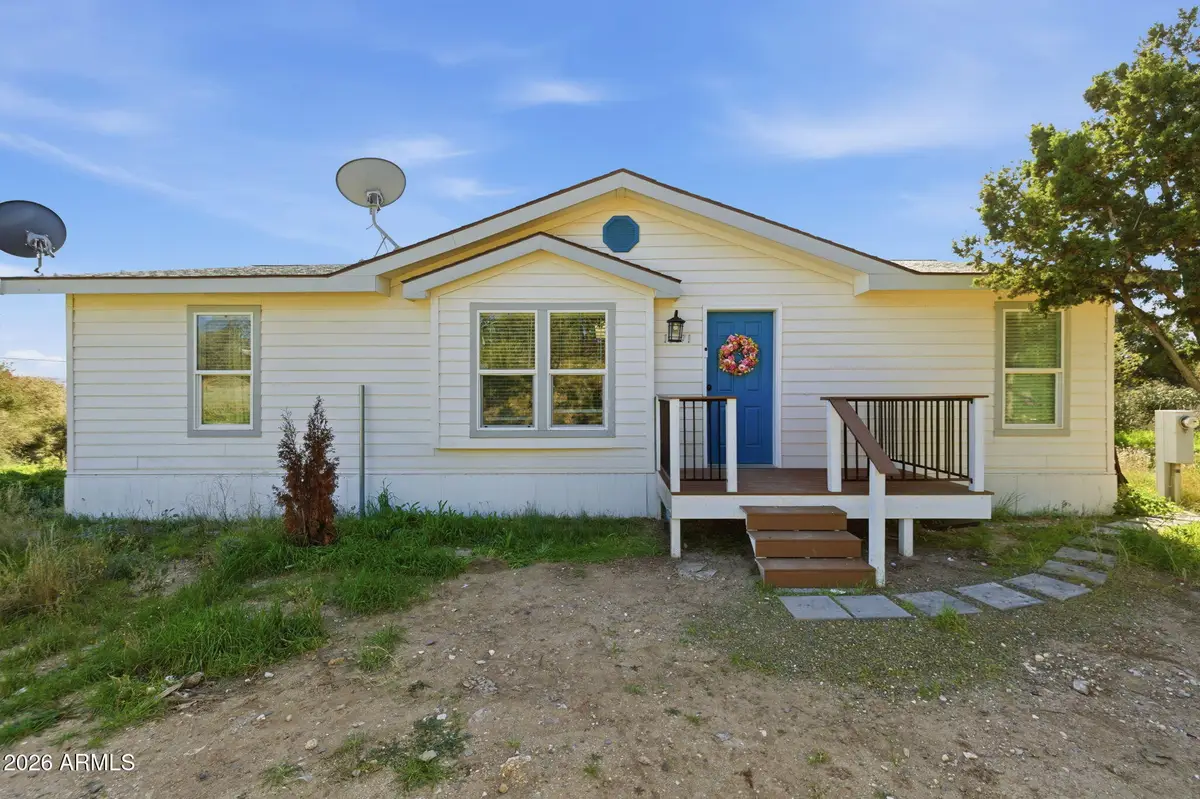 16071 S Zuni Drive, Mayer, AZ 86333 - #1