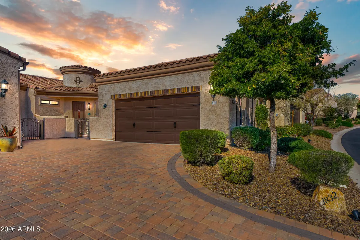 1832 N Red Cliff, Mesa, AZ 85207 - #1