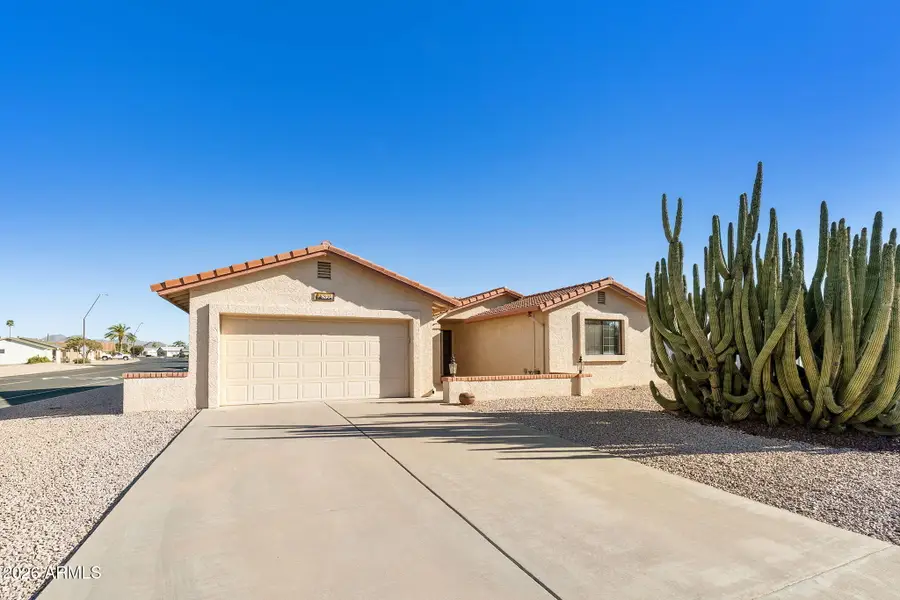 8304 E Farmdale Drive, Mesa, AZ 85208 - #2