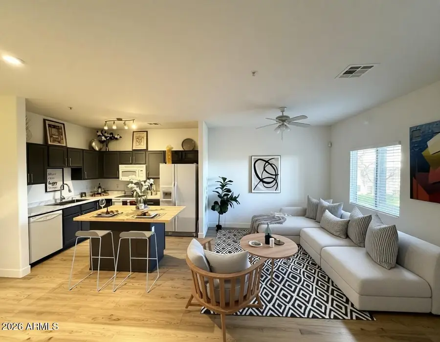 1718 W Colter Street #110, Phoenix, AZ 85015 - #2