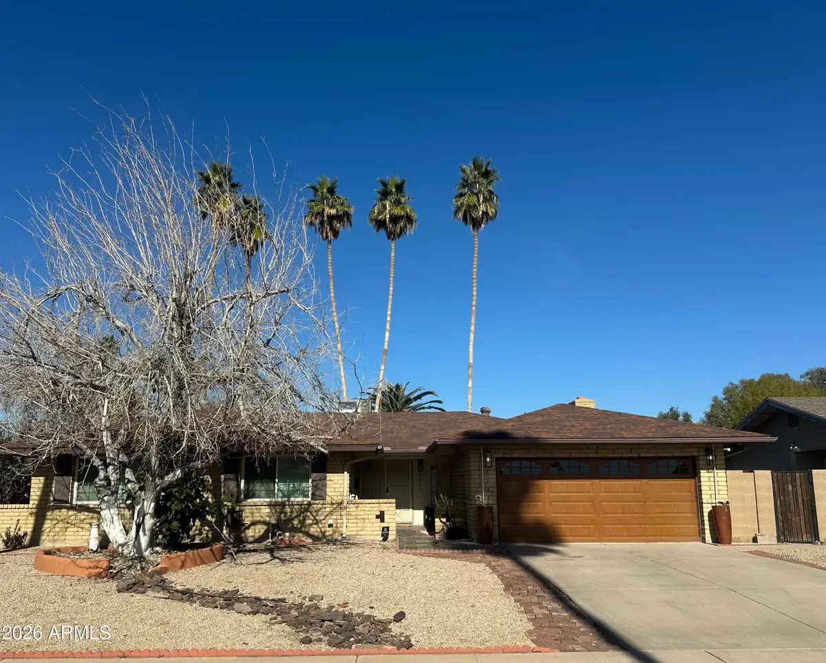 4002 W Augusta Avenue, Phoenix, AZ 85051 - Image #1