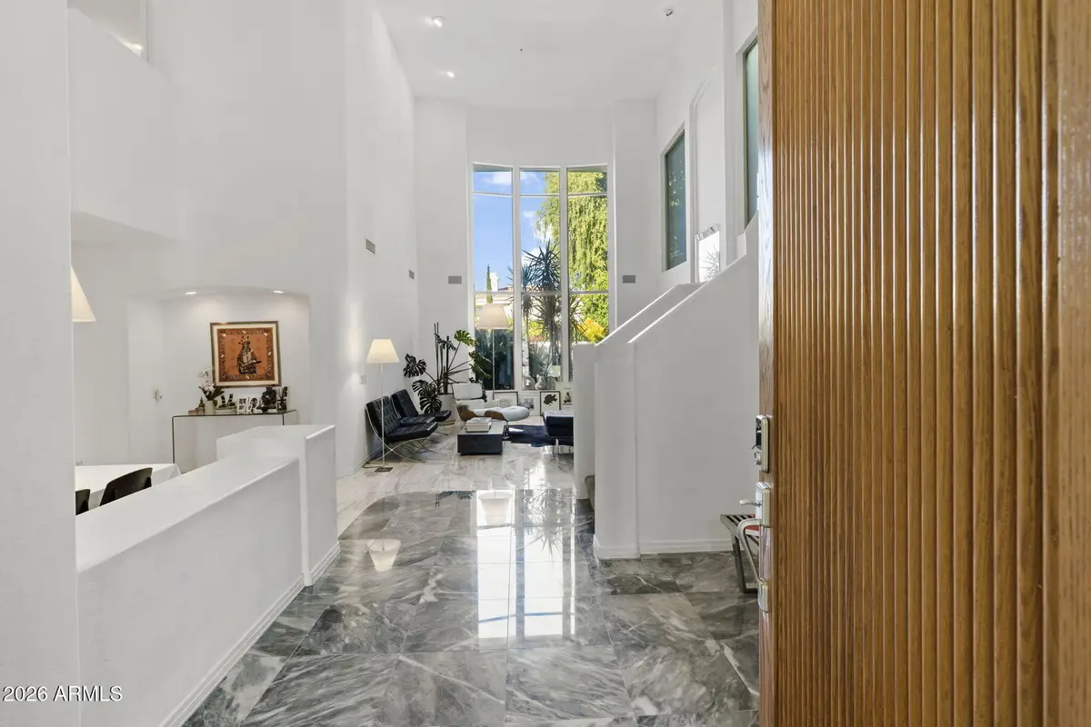 7616 E Sierra Vista Drive, Scottsdale, AZ 85250 - Image #1