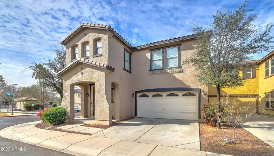 802 N 111th Drive, Avondale, AZ 85323 - Image #2