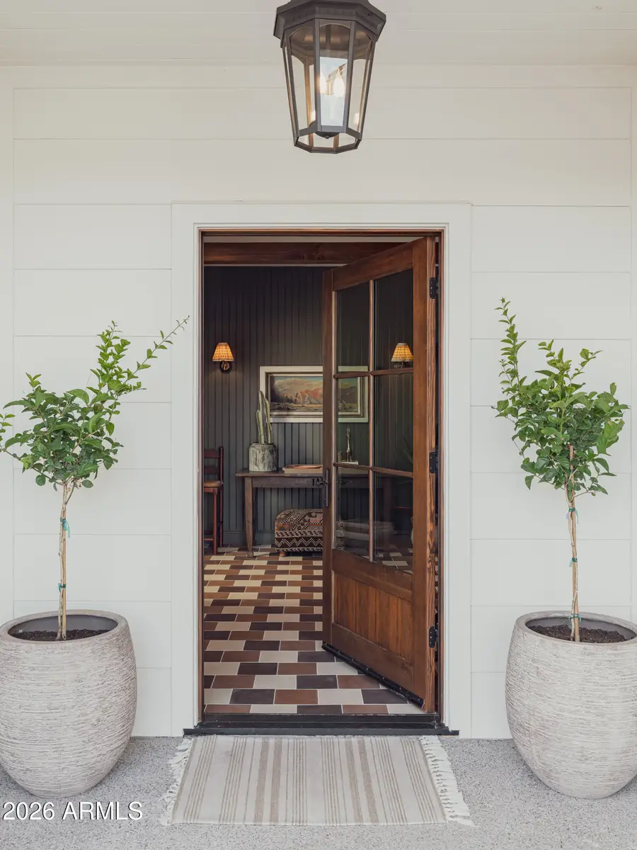 123 E Kaler Drive, Phoenix, AZ 85020 - Image #2