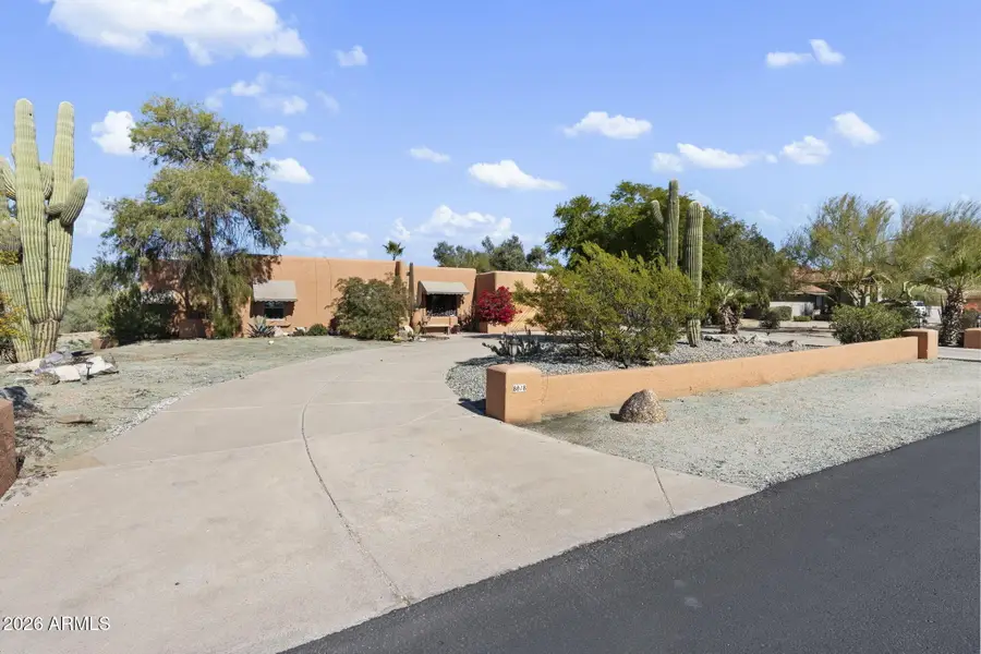 8018 E Vista Bonita Drive, Scottsdale, AZ 85255 - Image #2