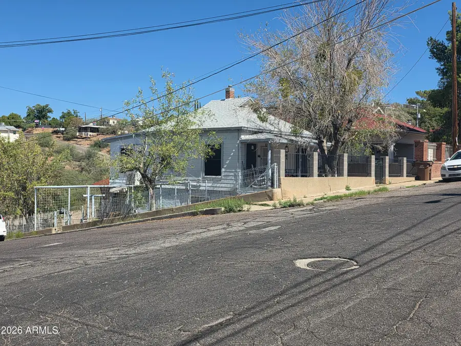 501 E Mesquite Street, Globe, AZ 85501 - Image #2