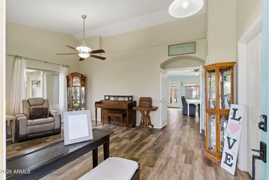 823 N Hill Circle, Mesa, AZ 85203 - #2