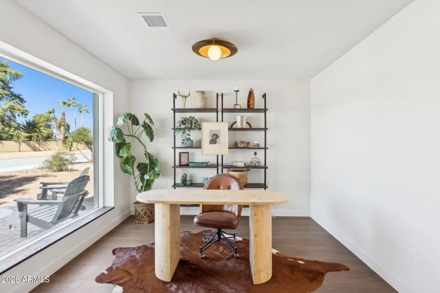 11049 N 44th Street, Phoenix, AZ 85028 - Image #3