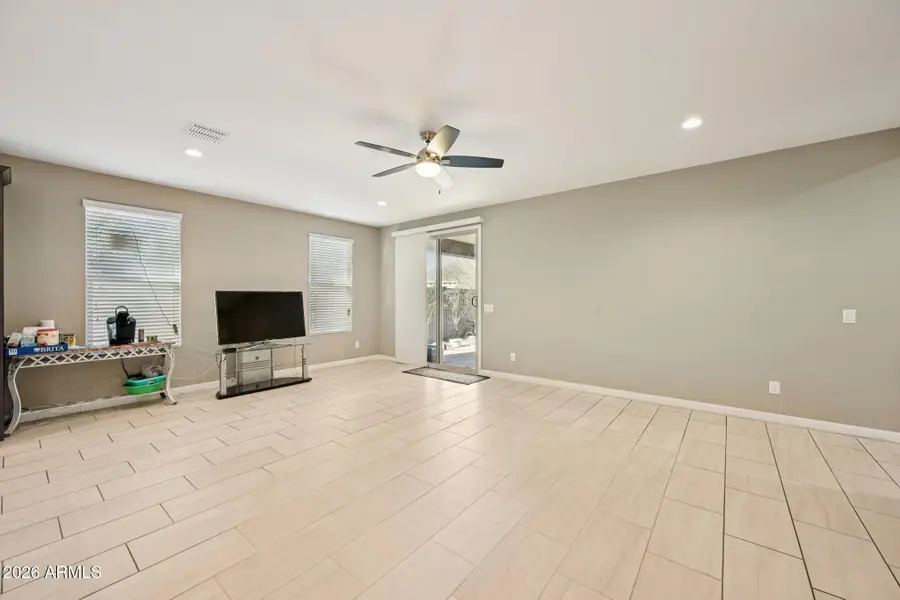 10736 W Bronco Trail, Peoria, AZ 85383 - Image #3