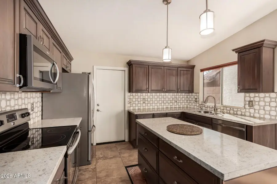 9152 W Redfield Road, Peoria, AZ 85381 - Image #2