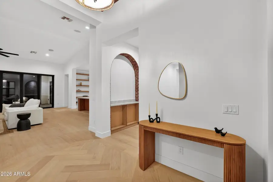 4434 E Mitchell Drive, Phoenix, AZ 85018 - Image #3