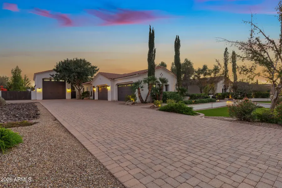 2923 E Fruitvale Avenue, Gilbert, AZ 85297 - #3