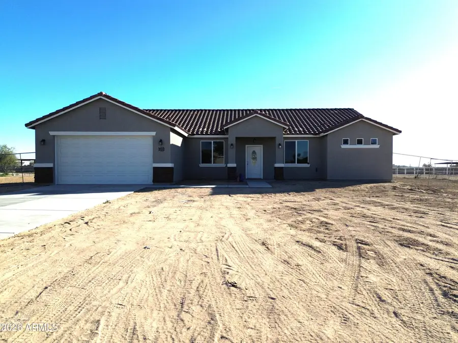 30109 W Roosevelt Street, Buckeye, AZ 85396 - #2