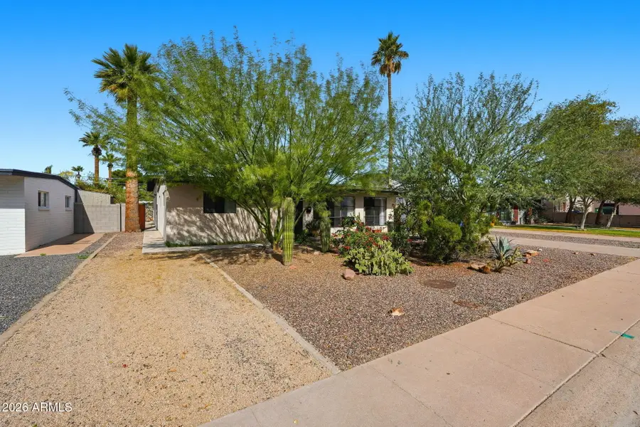 2326 E Mulberry Drive, Phoenix, AZ 85016 - Image #2