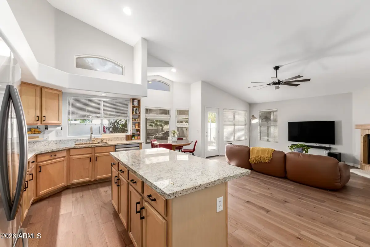 2126 S Raven --, Mesa, AZ 85209 - #1