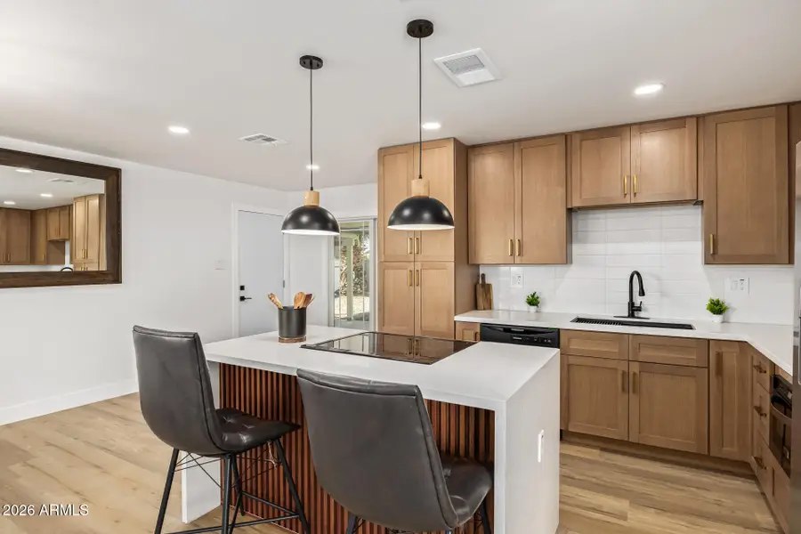 3640 W Hearn Road, Phoenix, AZ 85053 - #3