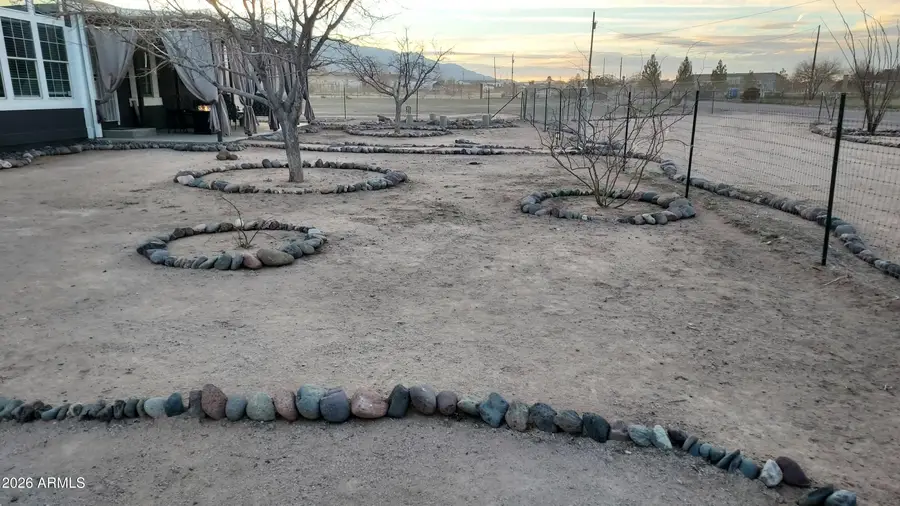 3735 E Nightstar Lane, Safford, AZ 85546 - Image #2