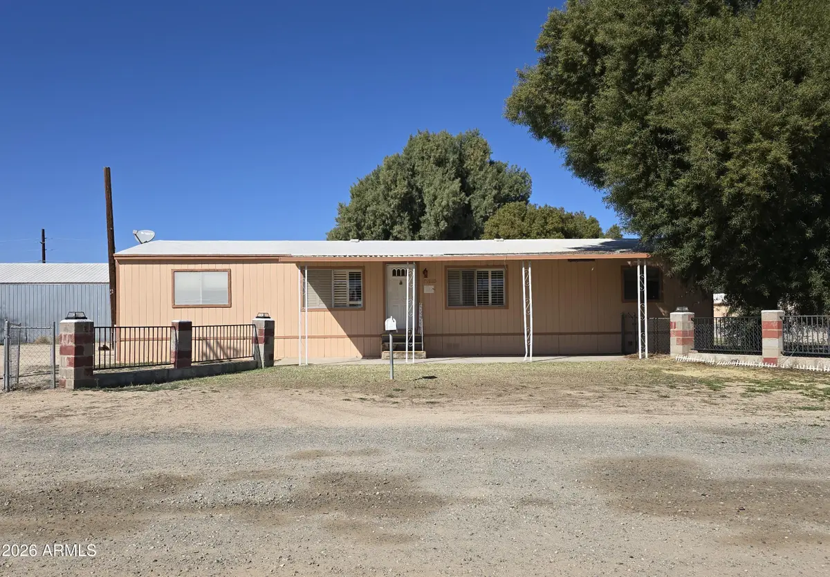 70935 Date Avenue, Wenden, AZ 85357 - #1