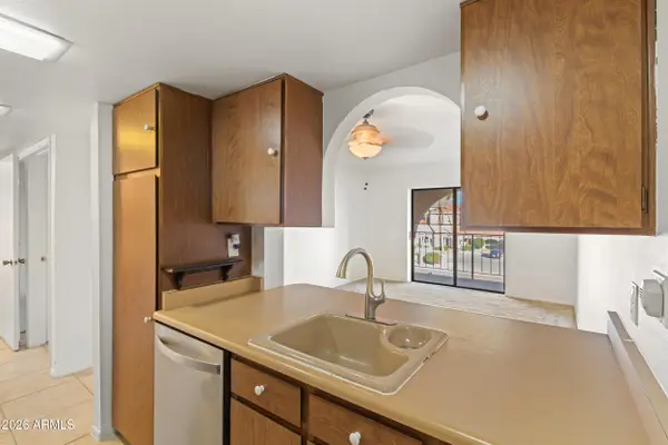 3033 E Devonshire Avenue #3008, Phoenix, AZ 85016