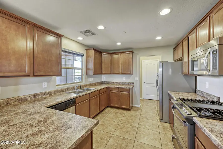 2220 S Buckaroo Trail, Gilbert, AZ 85295 - #3