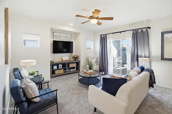 7401 W Arrowhead Clubhouse Drive #2040, Glendale, AZ 85308