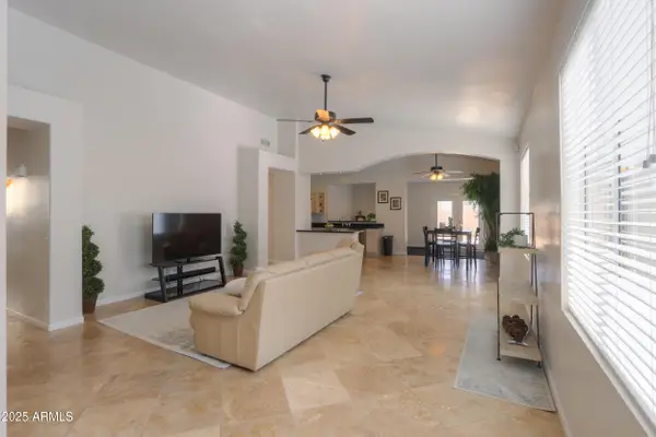 687 N Gregory Place, Chandler, AZ 85226