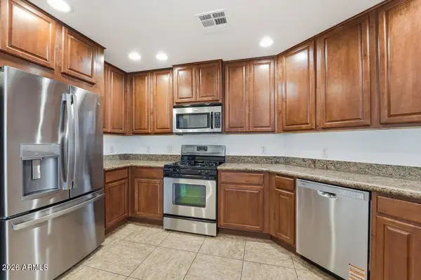 5450 E Deer Valley Drive #2210, Phoenix, AZ 85054