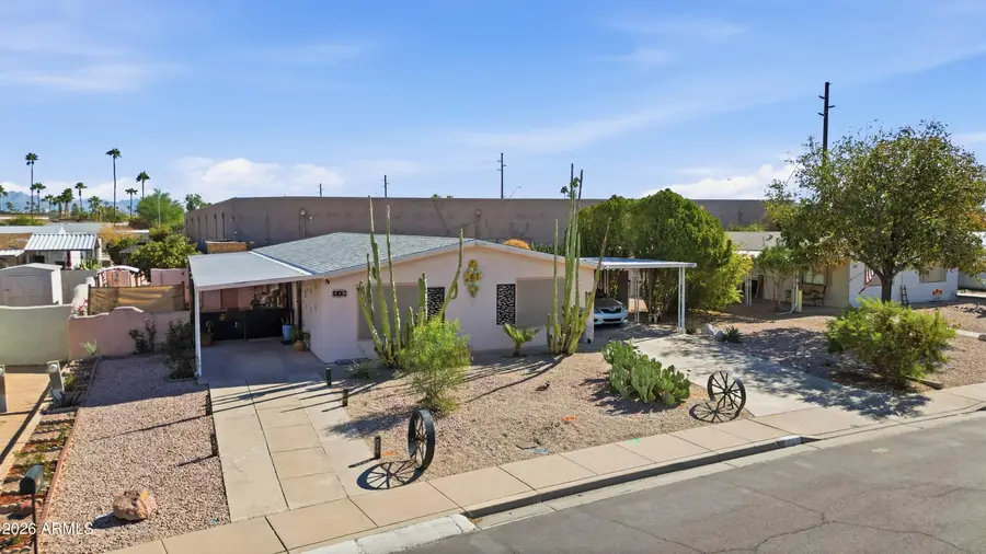 349 S Alvaro Circle, Mesa, AZ 85206 - Image #2