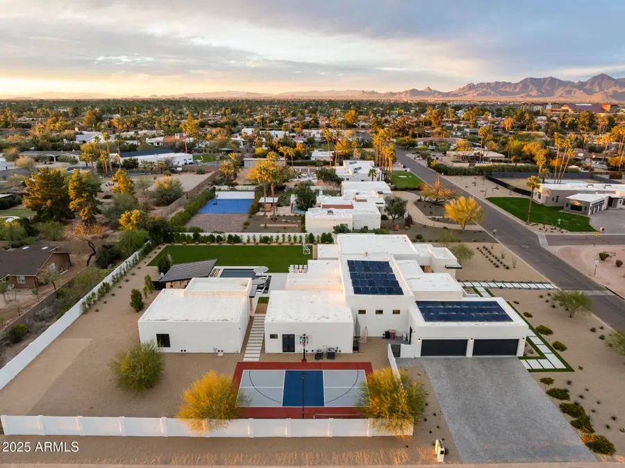 8520 E Cactus Wren Road, Scottsdale, AZ 85250 - #3