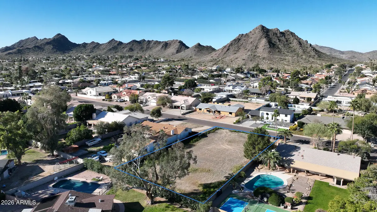 11451 N Bancroft Drive #14, Phoenix, AZ 85028 - Image #1