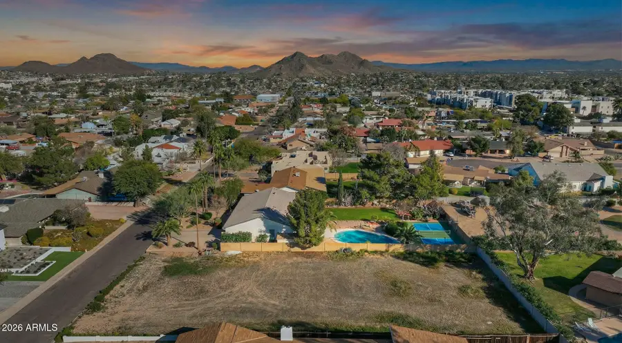 11451 N Bancroft Drive #14, Phoenix, AZ 85028 - Image #2