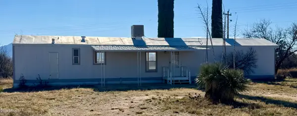 10426 S Corgi Ranch Road, Hereford, AZ 85615