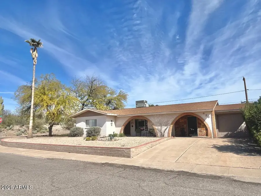 426 W Essex Road, Kearny, AZ 85137 - #2