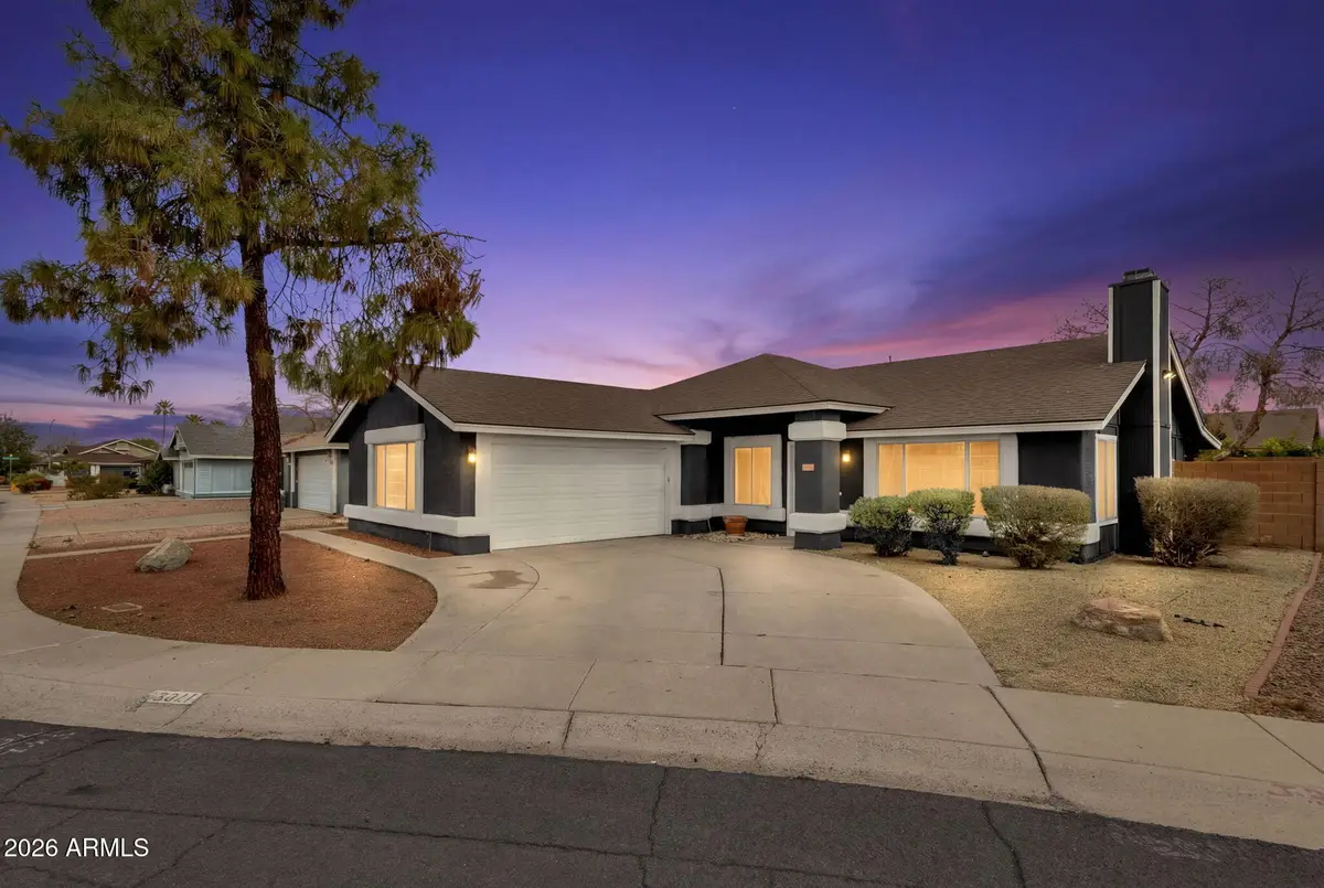 5021 N 86th Avenue, Glendale, AZ 85305 - #1