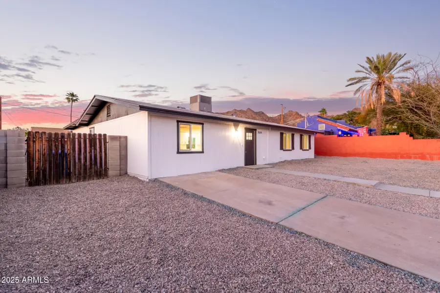 1514 E Turquoise Avenue, Phoenix, AZ 85020 - #2