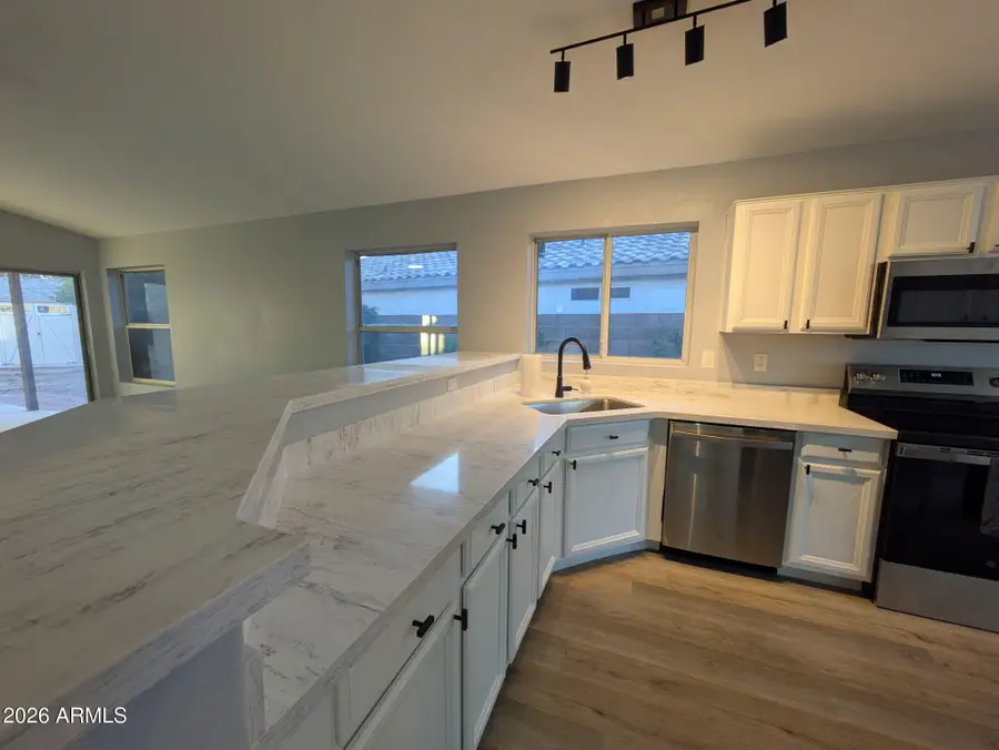 1813 E Gail Drive, Chandler, AZ 85225 - #2