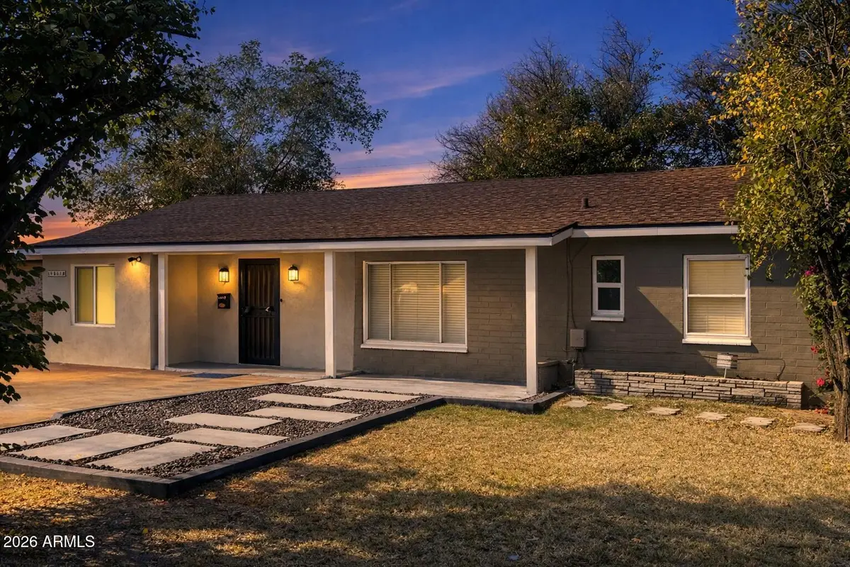 6842 N 14th Streets, Phoenix, AZ 85014 - #1