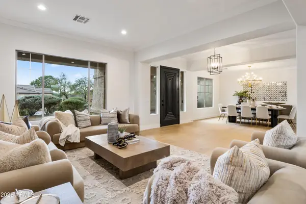 27589 N 61st Place, Scottsdale, AZ 85266