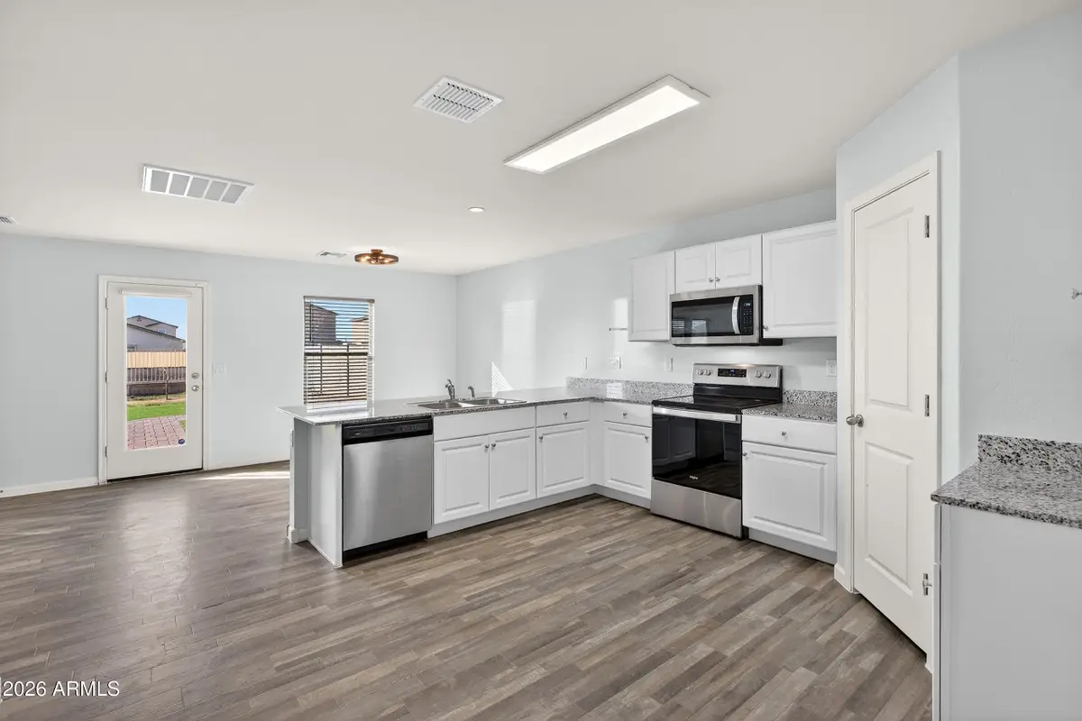 117 W Taylor Avenue, Coolidge, AZ 85128 - #1