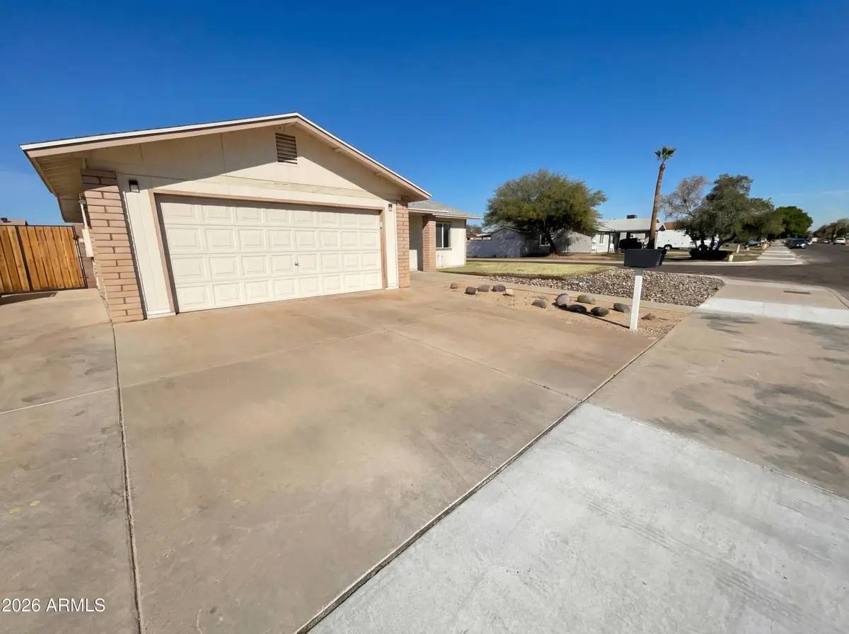 7324 W Sells Drive, Phoenix, AZ 85033 - #1
