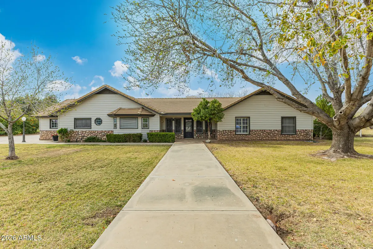 2550 N Pioneer --, Mesa, AZ 85203 - #1