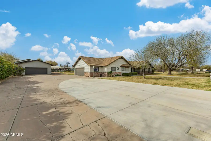 2550 N Pioneer --, Mesa, AZ 85203 - #2