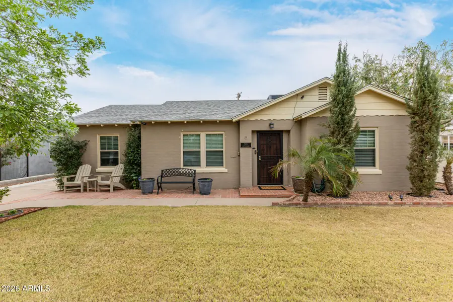 521 W Wilshire Drive, Phoenix, AZ 85003 - #2