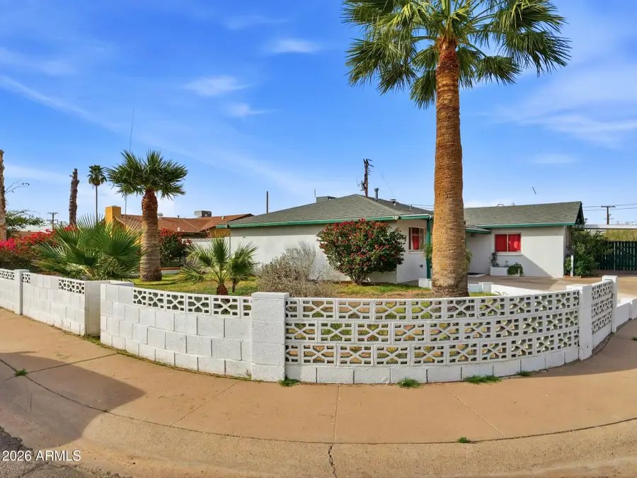 3008 N 45th Drive, Phoenix, AZ 85031 - #3