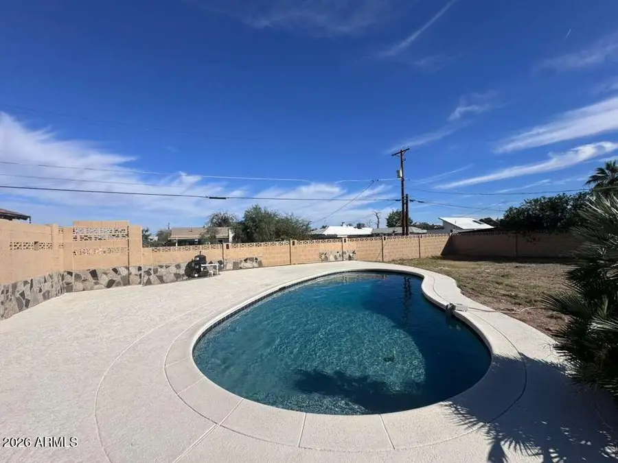 108 E Monte Way, Phoenix, AZ 85042 - #3