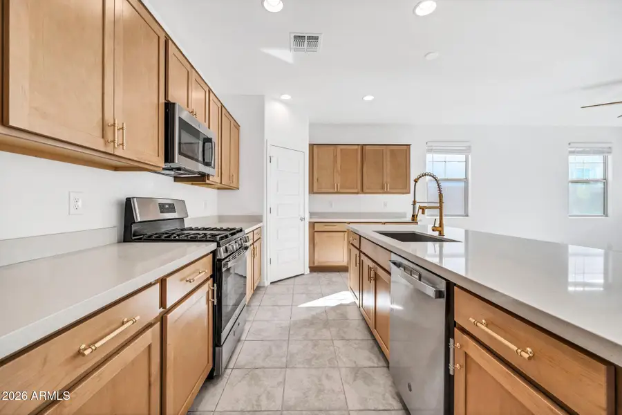 10223 W Piccadilly Road, Avondale, AZ 85392 - #3