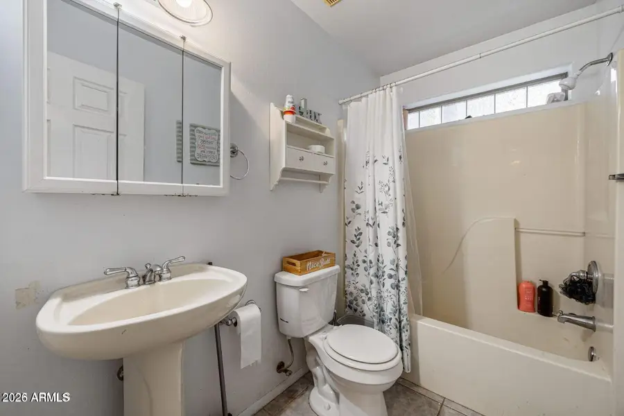 2870 Mustang Trail, Overgaard, AZ 85933 - #3