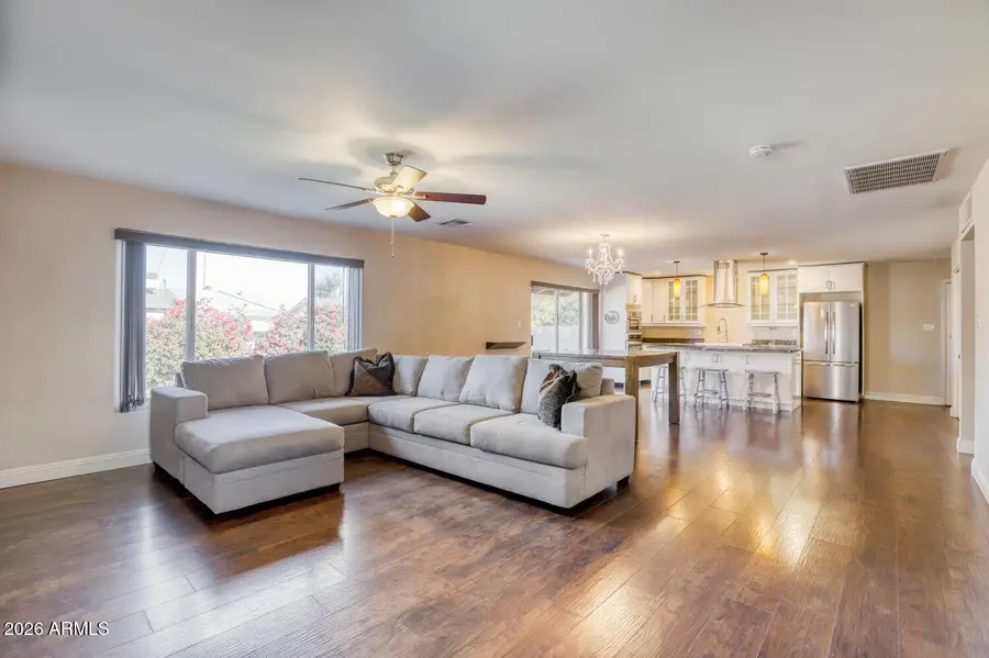 8640 E Wilshire Drive, Scottsdale, AZ 85257 - #2